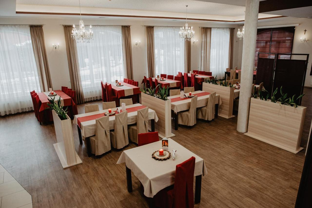 Hotel Zacisze Bratkowice Exterior foto